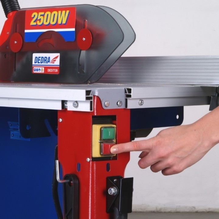 Pilarka 2,5 kW DEDRA - DED7728