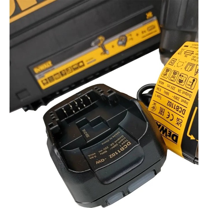 Wiertarko-wkrętarka 18 V, DCD709D2T